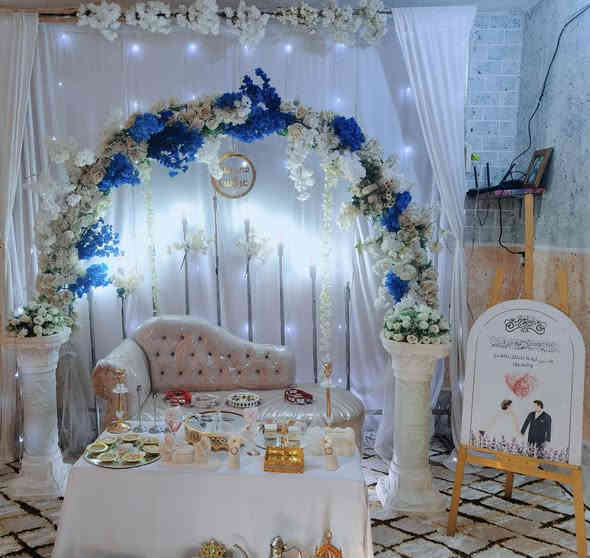 قضاء الحي
يدللون اهالي الحي 

مجمع عباس مندوب لتزين سيارات لاعراس والكوشات والجوادر 

العنوان 
ذي قار 
قضاء الفجر 
شارع الشطري 
***********
