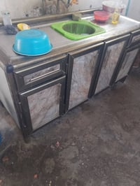 بغداد حي العامل • أغراض بيت • دواليب