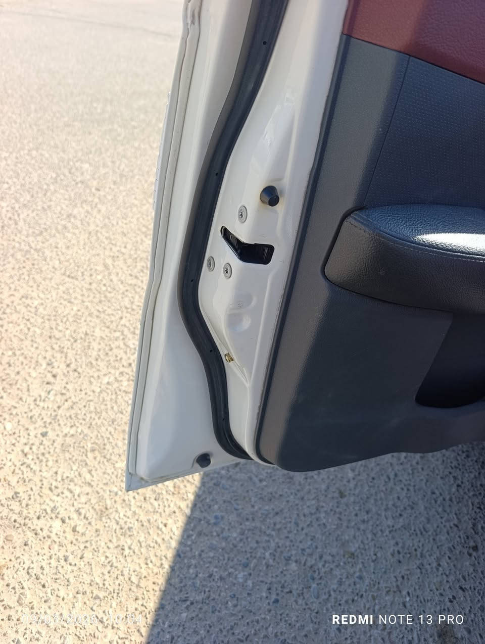 السلام عليكم للبيع سيارة كراند zx
موديل ٢٠٢٠
رقم بغداد بأسمي 
سيارة بلادية مكفولة كير محرك كشر
 تبريد فول 
شاشة كبيرة  وكامير خلفية 
ماشية فقط ٤٢
السعر ١٠٥ $
للتواصل ***********
