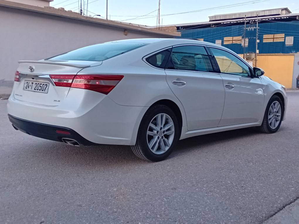 للبيع افلون فول 
موديل 2013 خليجي
لون ابيض صدفي 
رقم و سنوية و هزة جديد
 رقمها دهوك بأسمي  
مواصفات*
كير و محرك بشرط
منظمة  غاز  
فتحة سقف 
بصمات 2 بصمه 
 السياره كفاله عامه بلاديه مبيها صبغ     
السعر 190 وبيه مجال
مكان السياره  دهوك 
للاستفسار *********** كورك  او واتساب دهوك, العراق
