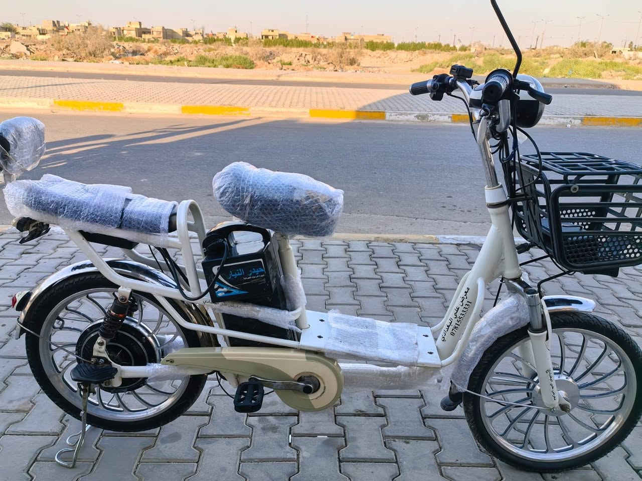 دراجه للبيع نضيف كلش مكاني بغداد وهذا رقمي ***********وتساب سعرها 200وبيها مجال
