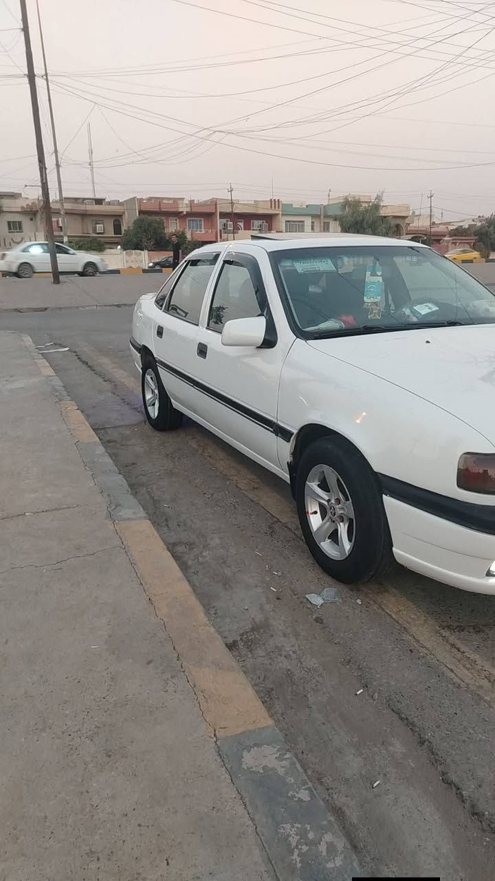 السلام عليكم اوبل فكتره حجم 16 صبغ دواير ودوسات محرك كير شرط شرط التحويل كاربون بيها  سياره جاهزه ماتصرف دينار عليها السعر 52 للستفسار ***********
