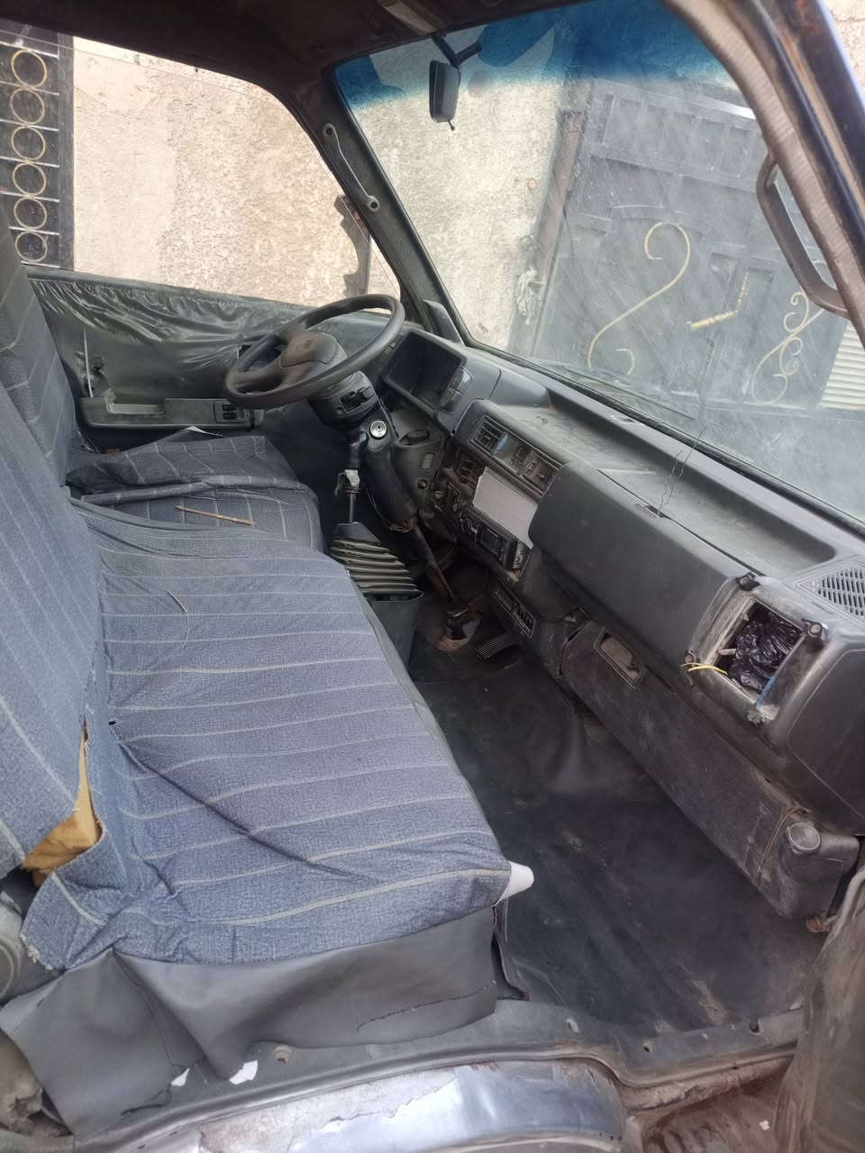 سلام عليكم من رخصت مدير الكروب
بستة للبيع العنوان بغداد الفضيلية سعر السيارة 25ورقة بيهة مجال رقم الهاتف *********** واتساب متواجد معلومات يم صاحب سيارة مكلف بل نشر
