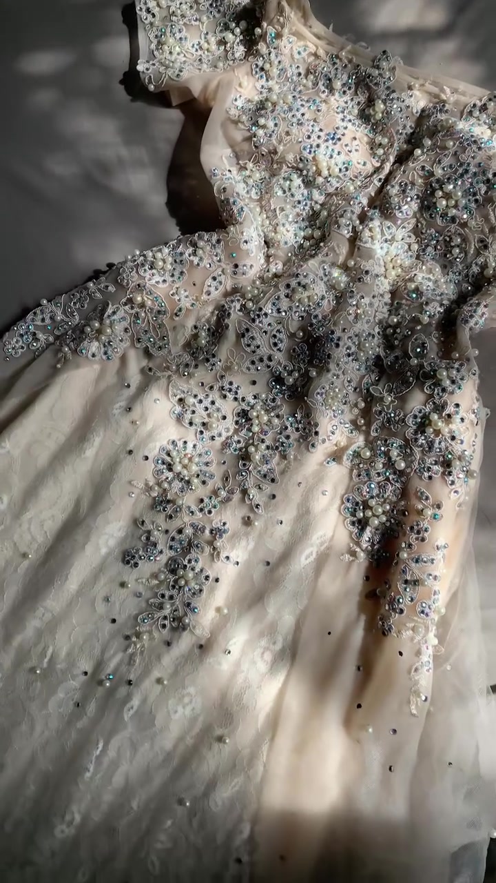 فستان 👗 عقد ملبوس ساعتين يموت للبيع


**إذا كنت صاحب هذا الإعلان وتريد حذفه لأي سبب، رجاءا أرسل رسالة إلى الدعم الفني**