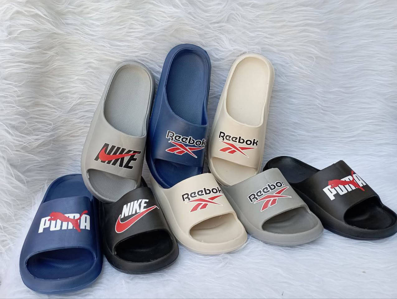 💯سافت رجالي طبي 40-45
سعر القطعة 2,000
الكارتون 18 قطعة 36 الف
💯سافت شبابي طبي 36-39
سعر القطعة 1,750
الكارتون 24 قطعة 42 الف
💯سافت ولادي  طبي 31-35
سعر القطعة 1,650
الكارتون 24 قطعة 40 الف
💯سافت طفل طبي 
سعر القطعة 1,550
الكارتون 24 قطعة 37 الف
للتواصل خاص 
🚛يوجد توصيل لكافة المحافظات 🇮🇶


**إذا كنت صاحب هذا الإعلان وتريد حذفه لأي سبب، رجاءا أرسل رسالة إلى الدعم الفني**