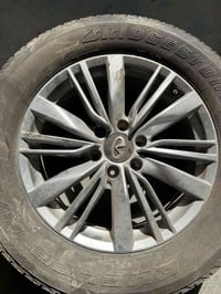 للبيع اصلي حجم 20 عدد 3 هو وتايراته 07711910493  السعر 350 $دولار