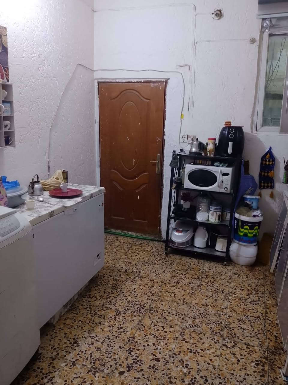 بيت للبيع مساحه 100 متر طابو صرف
حي ميسان قطاع 22 مجاور شارع بوريات 
غرفه وصاله ومطبخ وستقبال 
وصحيات داخليه وخارجيه ومكشوفات 
وفوك غرفه 
ساكن بيه مؤجر 300 الف
سعر البيع 95 مليون 

للاستفسار مكتب الخالدي للعقار
موقع المكتب حي ميسان شارع كيات قبل تقاطع شارع بوريات 
او الاتصال على الرقم التالي
***********
***********
***********
