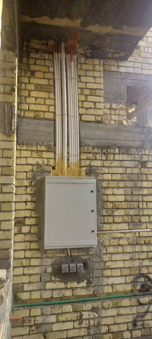 مستعدون لعمل الكهرباء....
نشر شبكة سقف.....
عمل بروفايل ع القالب....
حفر وتنزيل بوري....
تسليك
ملاحظة/هذا جزء من عملنا ف احد المنازل

مستعدون للعمل داخل البصرة والاقضية والنواحي وجميع المحافظات
للاستفسار الاتصال ع الرقم/***********

كادر متخصص ........شرط تسليم مهندس
