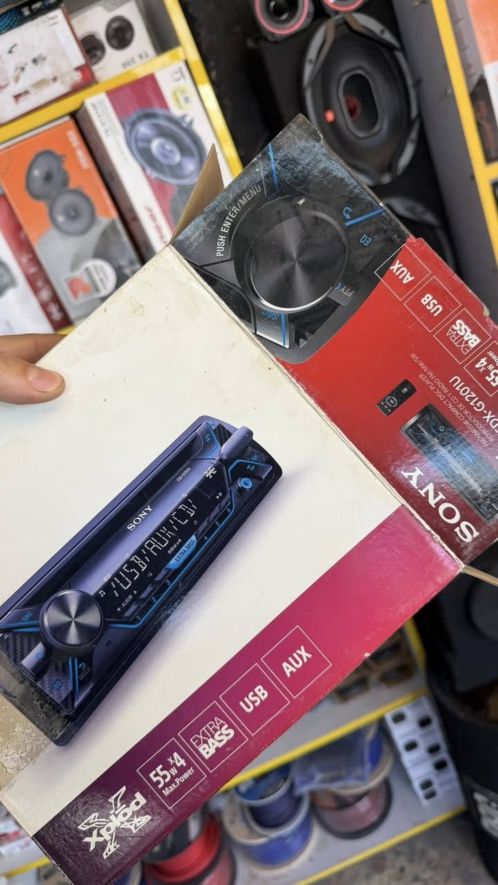 مسجلات سوني قطعتين. جدد اصلي  واحد لون احمر واحد اررق ضمان سنة كامل مواصفات سيدي 4 مخارج   
( بدون بلوتوث الي يريد بلوتوث ننطي ادابتر بلوتوث) 
مركز تيزاب لمضخمات آلصوت 
المهندس سجاد *********** 
الحله شارع 60 ومتوفر توصيل
