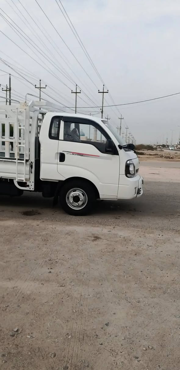 سلام عليكم للبيع مسكر موديل2022
فول وربع

السياره جاهز مابيه كل نقص 

محوره 14 كوري ويل وسدت 

كير مكينه كافله 

رقم دولي قادسيه بسمي 

ماشيه 64 الف حقيقي 

السياره جايبه زيرو

تخم تاير

السعر 210وبيه مجال لطيبين 

مكاني البصرة قضاء القرنه

الإستفسار ***********
