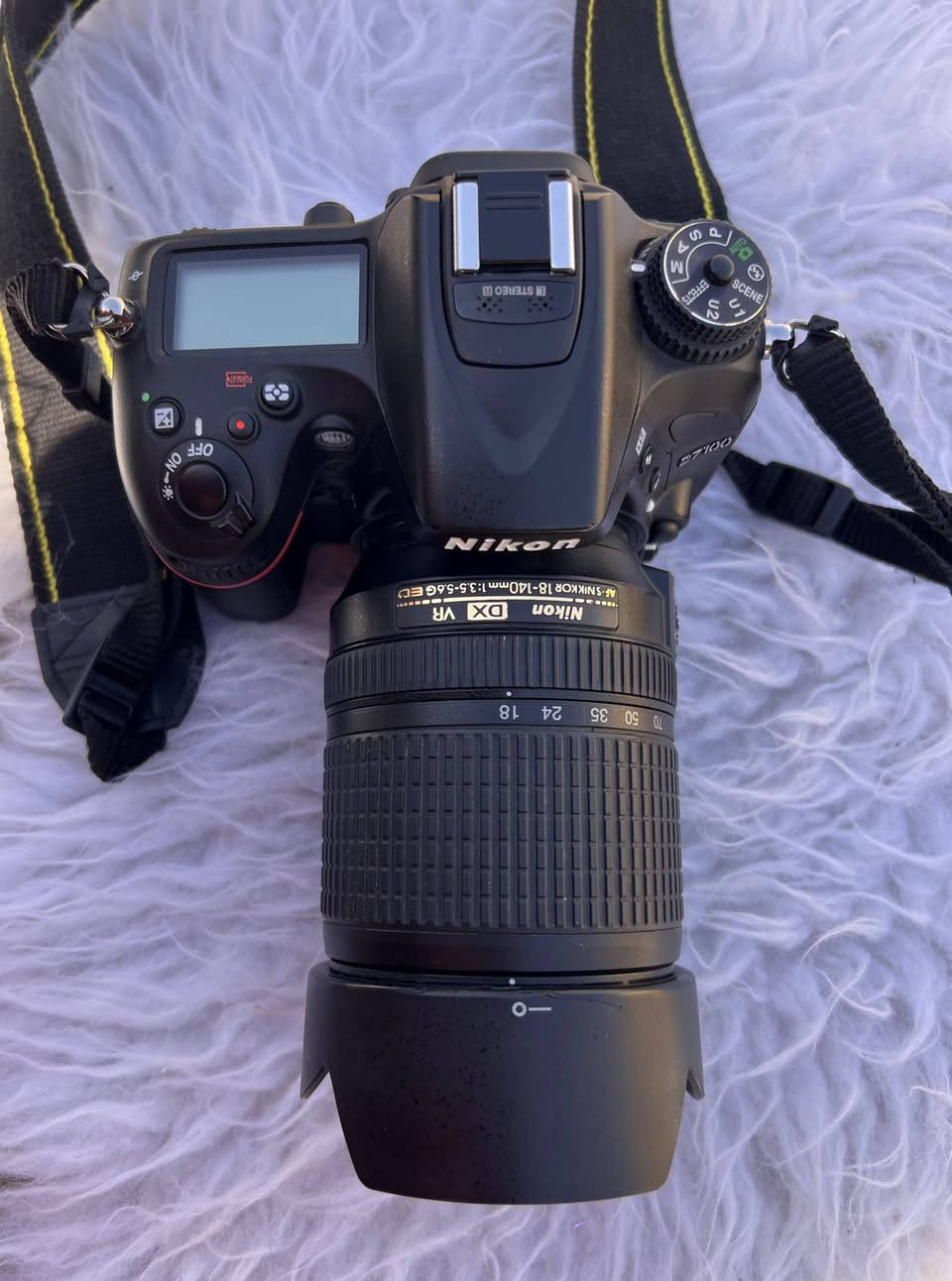 مرحبا شباب
كاميرا نيكون D7100 مع عدسة 18_140 VR

للبيع  نظافة 100% كارتون 

كامل ملحقات شتر 14k قابل للزياده 

شرط حالها حال الجديد 

السعر 650 وبيها مجال 

ب450 بدي فقط 

العنوان الديوانية 

توصيل ما متوفر


**إذا كنت صاحب هذا الإعلان وتريد حذفه لأي سبب، رجاءا أرسل رسالة إلى الدعم الفني**