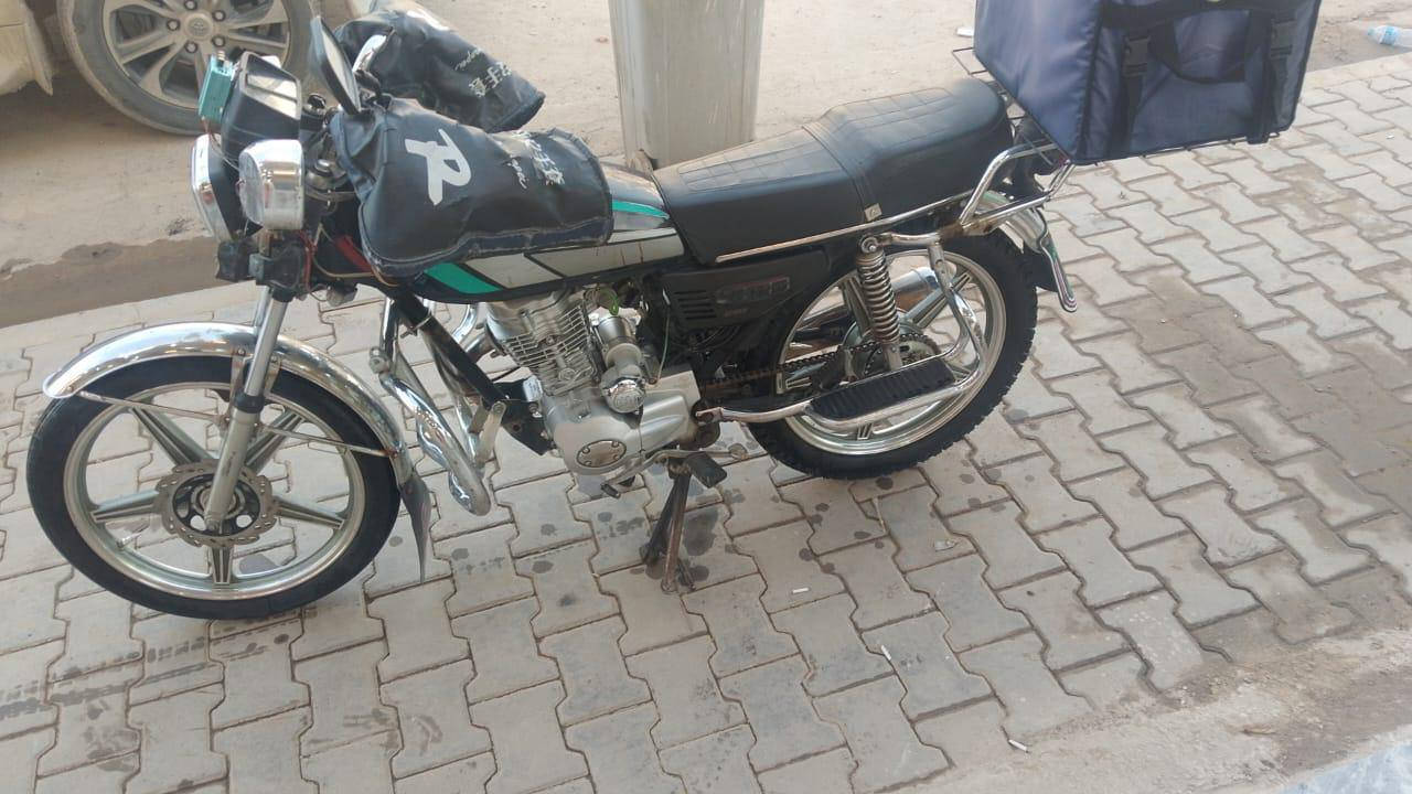 دراجه البيع كشره وف العين محرك حلو سلف شقال هندر دراجه عارضه 300سعر مناسب كلش المكان تكريت ديوم رقم ***********
