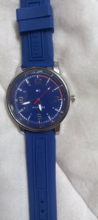 ساعة • توصيل