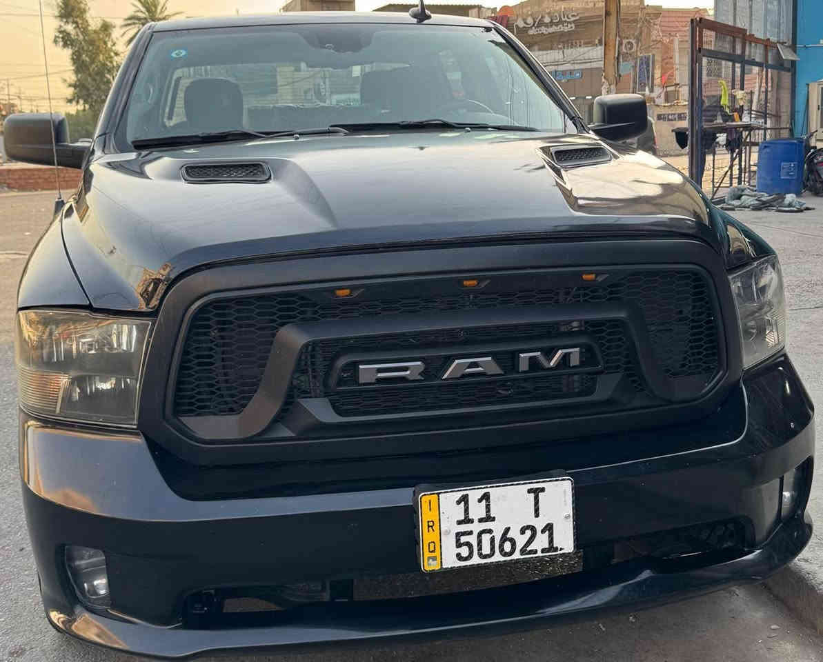 السلام عليكم .. للبيع موديل 22 
صور الضرر و السونار بالمنشور 
محرك 5700 
باب طويل بدي قصير المرغوب 
رقم الجديد باسمي  و هزه جديده 
مكاني بغداد . السعر 255  و بي مجال 
***********
