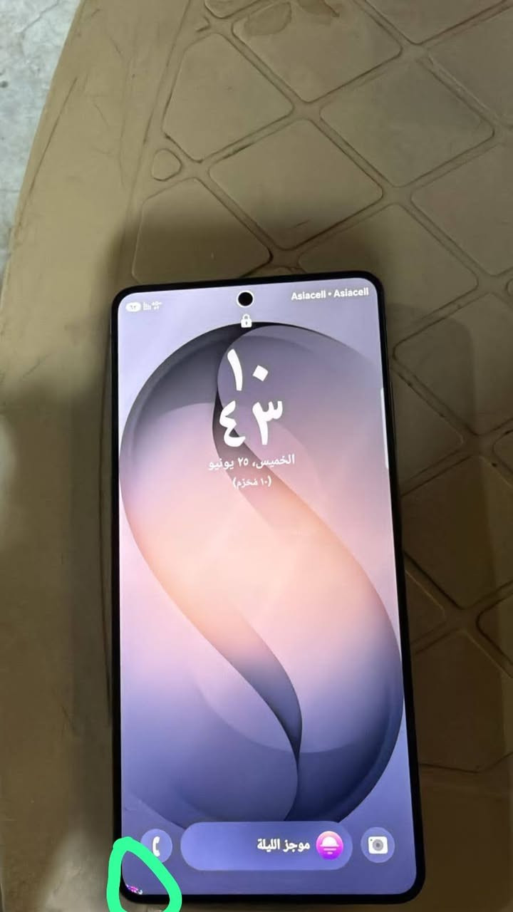 التراs26 ذاكره 256 وكاله عين الفهد بعده بل ضمان صار15يوم من اخذته بس صار بي هاي الي بلشاشه موضحه بل صوره سعره مليون و350الف جديد شخط مابي مكاني بغداد الامين***********
