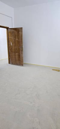 شقه سرقفليه • شارع الجسر • ٨٠م