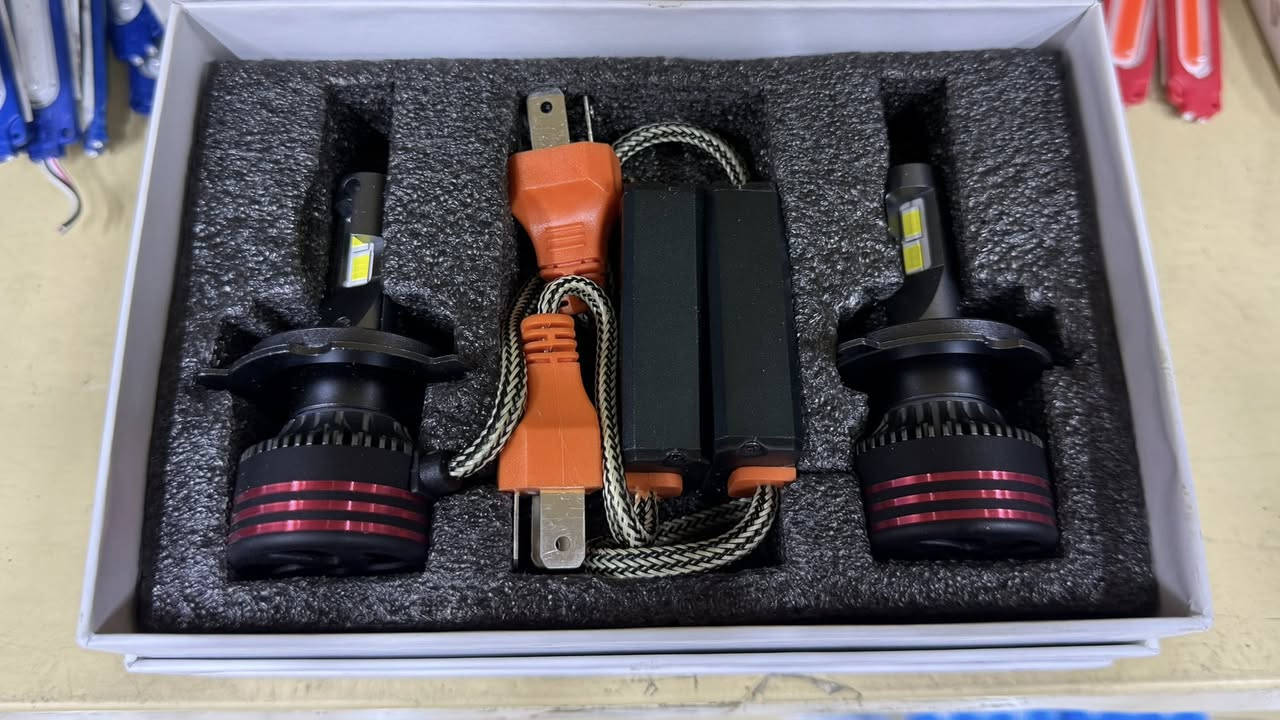 متوفر زنون قوي 8800واط مالّ جارجر🔥 الدرجات البوكسر فيشه ثلاثيه جيب و شد ✅
متوفر جميع قطع غيار خاصه بدراجات بوكسر 🏍️'
عنوان❗️: مجاور عبد ابو دوشمه سيارات 🚗 قرب محطه تساهل غسل 🫧 
التواصل
(***********) 📞
