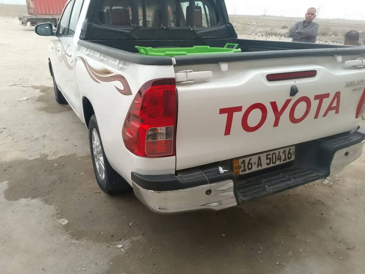 السلام عليكم سياره فلاونزه موديل 24 مكفول كفاله عامه رقم قادسيه ماشيه 40 فول موصفات كويتي بسمي مداور ثاني يوم كير تماتيك السعر 305 وبيه مجال مكان ذيقار قضا البطحاء رقم الجوال ***********
