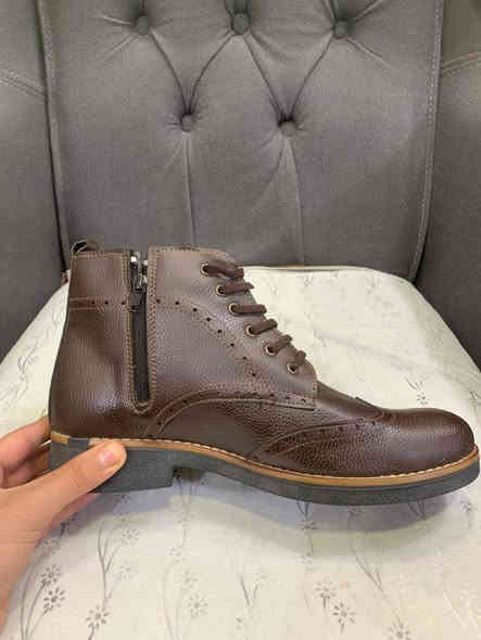 سلام عليكم بوتات تصفيه محل تصفيه كوالتي عالي شرط الجلد الاصلي جمله عددهن 37 سعر التك ب5 آلاف والله خساره واتحداك اطلع هيج سعر بالسوك كله واذا تريد مفرد السعر يختلف ***********
