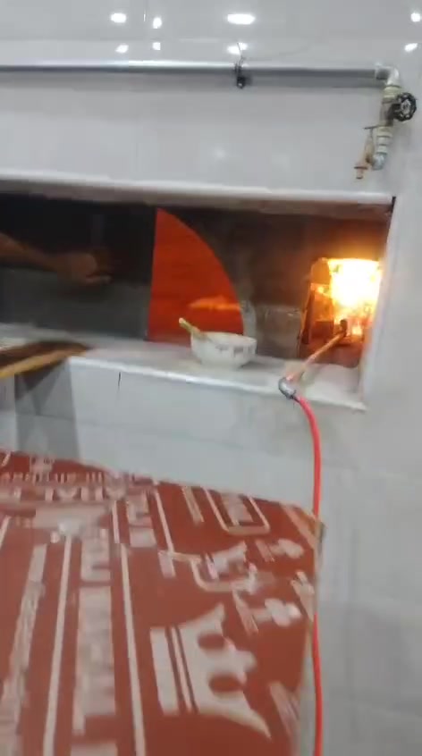 ابو حسين النجفي لبناء الافران الصمون وافران البيتزا ***********/***********
