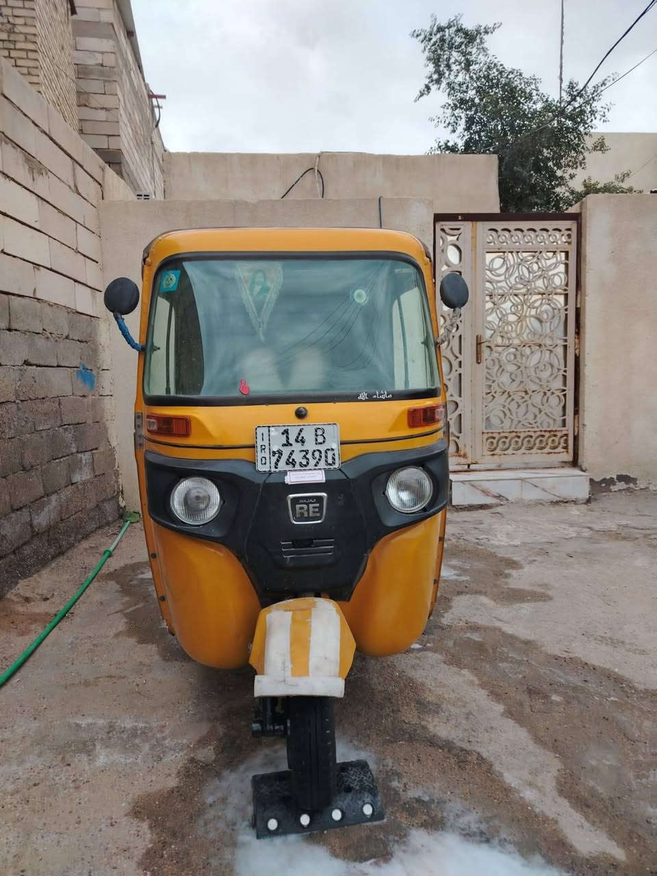 سلام عليكم تكتك مديل 20 رقم وسنويه تكتك كفاله مكينه وبدي
مكاني بصره اجزيره 
رقم راعيهه ***********
مكلف بل نشر 👍🏻
