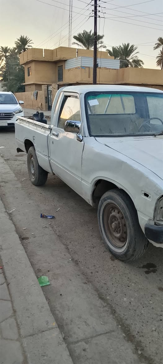 بيك اب موديل 80 للبيع رقم اصفر انبار
كير محرك اكسل شرط شاصي بي خياس 
السعر 15وبيها مجال المكان بغداد قضاء المدائن ،ترهم مراوس 
رقم الهاتف ***********
***********
