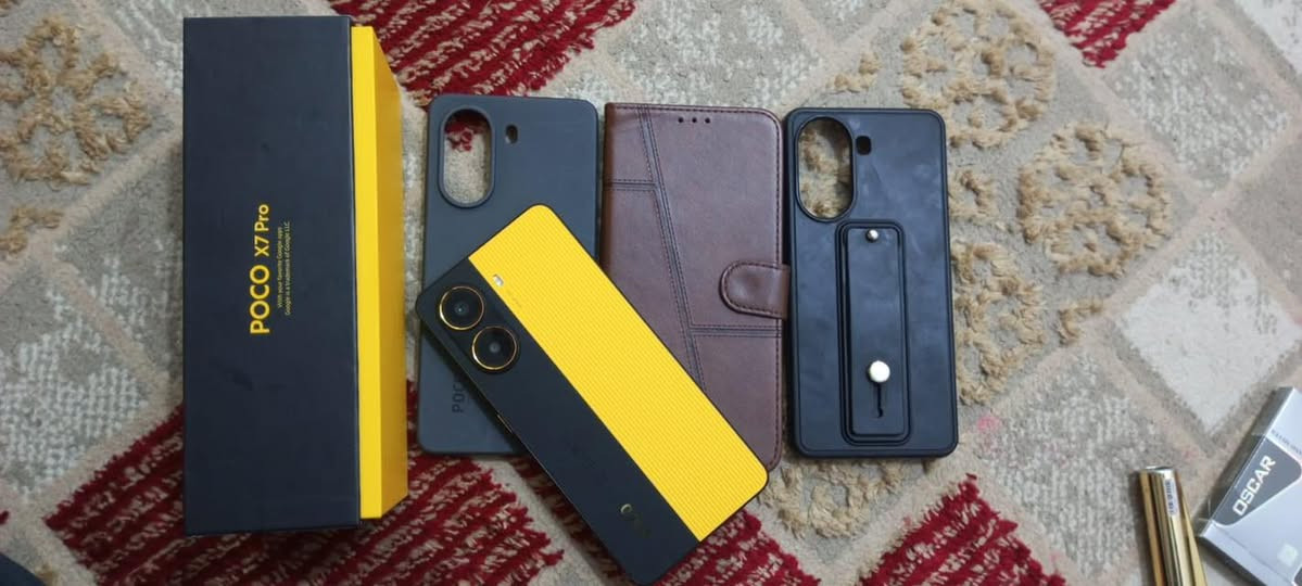 بوكو x7
جهاز مفول ١٢٠ فريم غني عن التعريف 

جهاز لك مستخدم اقل الشهر لو طخه مابي

ذ ٢٥٦

لون المميز 

سعر ٣٧٥ وبي مجال بسيط 

م الرمادي الملعب 

تواصل ***********
