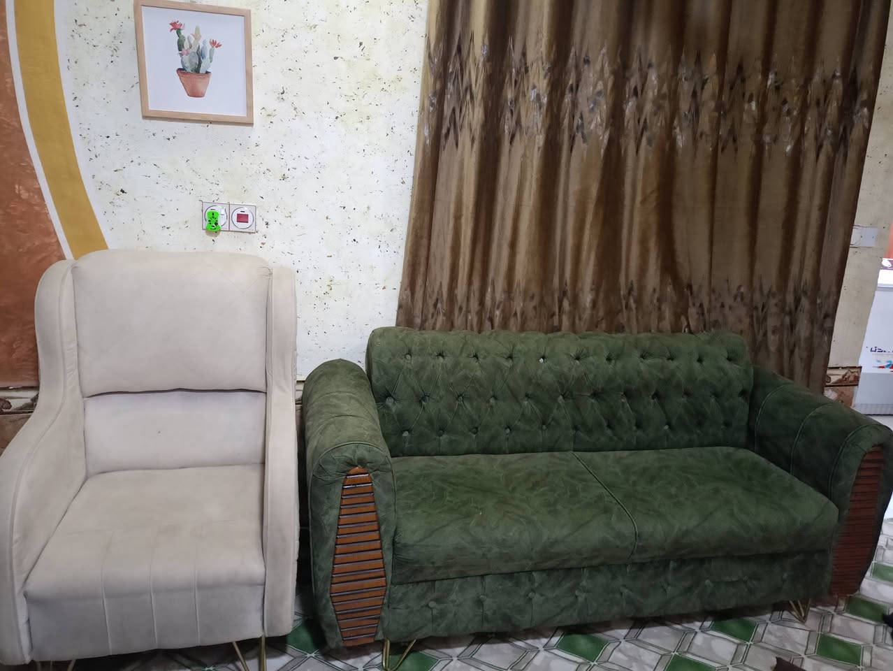 تخم تسگام اصلي لونه زيتوني واوف وايت للبيع مع التلبيسة مستعجلة كلش 450الف ماخذته بمليون


**إذا كنت صاحب هذا الإعلان وتريد حذفه لأي سبب، رجاءا أرسل رسالة إلى الدعم الفني**