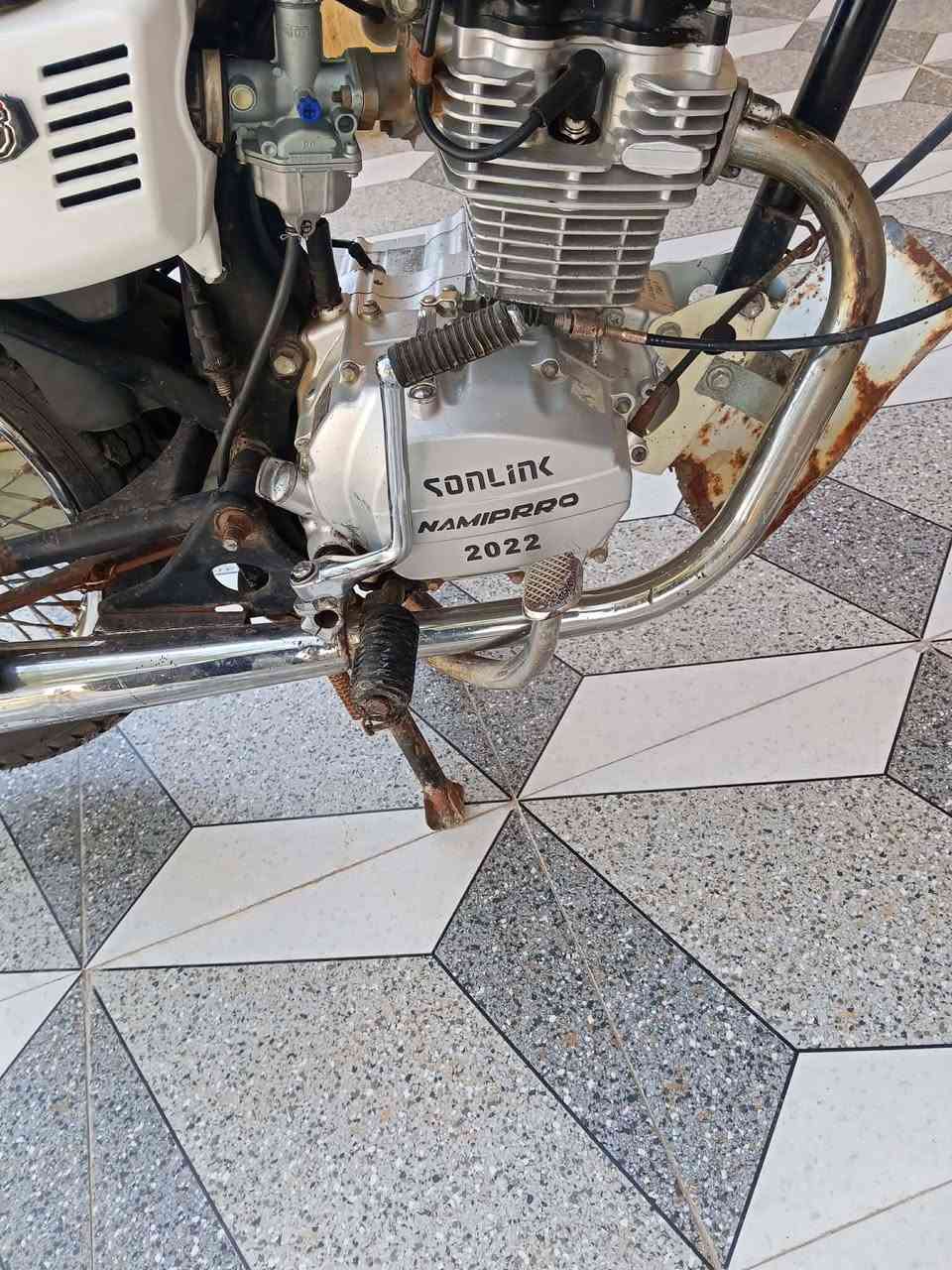 سلام عليكم دراجه للبيع نامه برو مامفتوحه مكفوله كفاله عامه تخم تاير كهربأيات شغاله
السعر 650وبيهه مجال مكلف بنشر اتصل ع رقم ‏‪+964 783 404 9117‬‏


**إذا كنت صاحب هذا الإعلان وتريد حذفه لأي سبب، رجاءا أرسل رسالة إلى الدعم الفني**