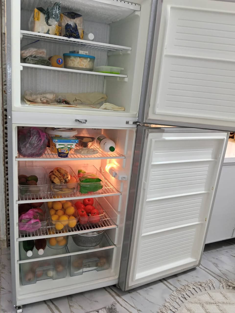 السلام عليكم ثلاجه للبيع 27 قدم مداخله تصليح ابد للبيع مكاني  بغداد الشعب حي سومر السعر  200
***********
