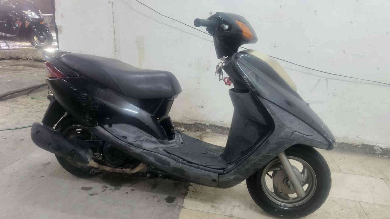 دراجة بريز كوري #للبيع 
نضافه 90% الدراجه على ايدي امانه الله
السعر 400  الف وبيهه مجال بسيط
. 
العنوان بغداد البلديات المعسكر قرب صوره الامام علي عليه السلام
***********
متوفر على الواتساب او الرقم
