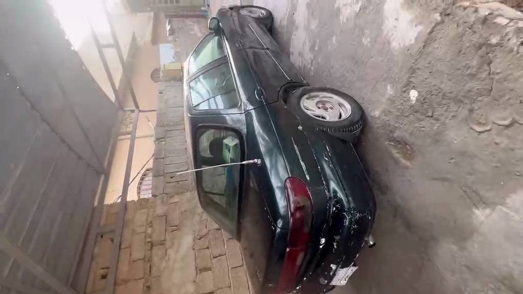 السلام عليكم سيفيا للبيع موديل 1996 رقم بغداد سنويه بسمي كير
ومحرك  فول تحويل ثاني يوم غرفه نضيفه كهربائيات كلها شغاله ومحرك وكير جديد وسنتر لك شغال السياره محتاجه فقط صبغ
*********** اثير
***********كورك
0788849325واتساب
