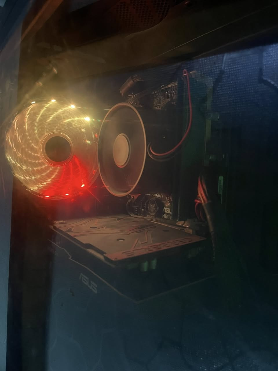 تجميعه للبيع
صوره مواصفات كدامك مع شاشة حجم ٢٤ هرتز ٦٠
UPS حجم 1500 بطاريته متوسطة 
كل هذني ٣٠٠ الف مكاني بغداد الكاظمية


**إذا كنت صاحب هذا الإعلان وتريد حذفه لأي سبب، رجاءا أرسل رسالة إلى الدعم الفني**