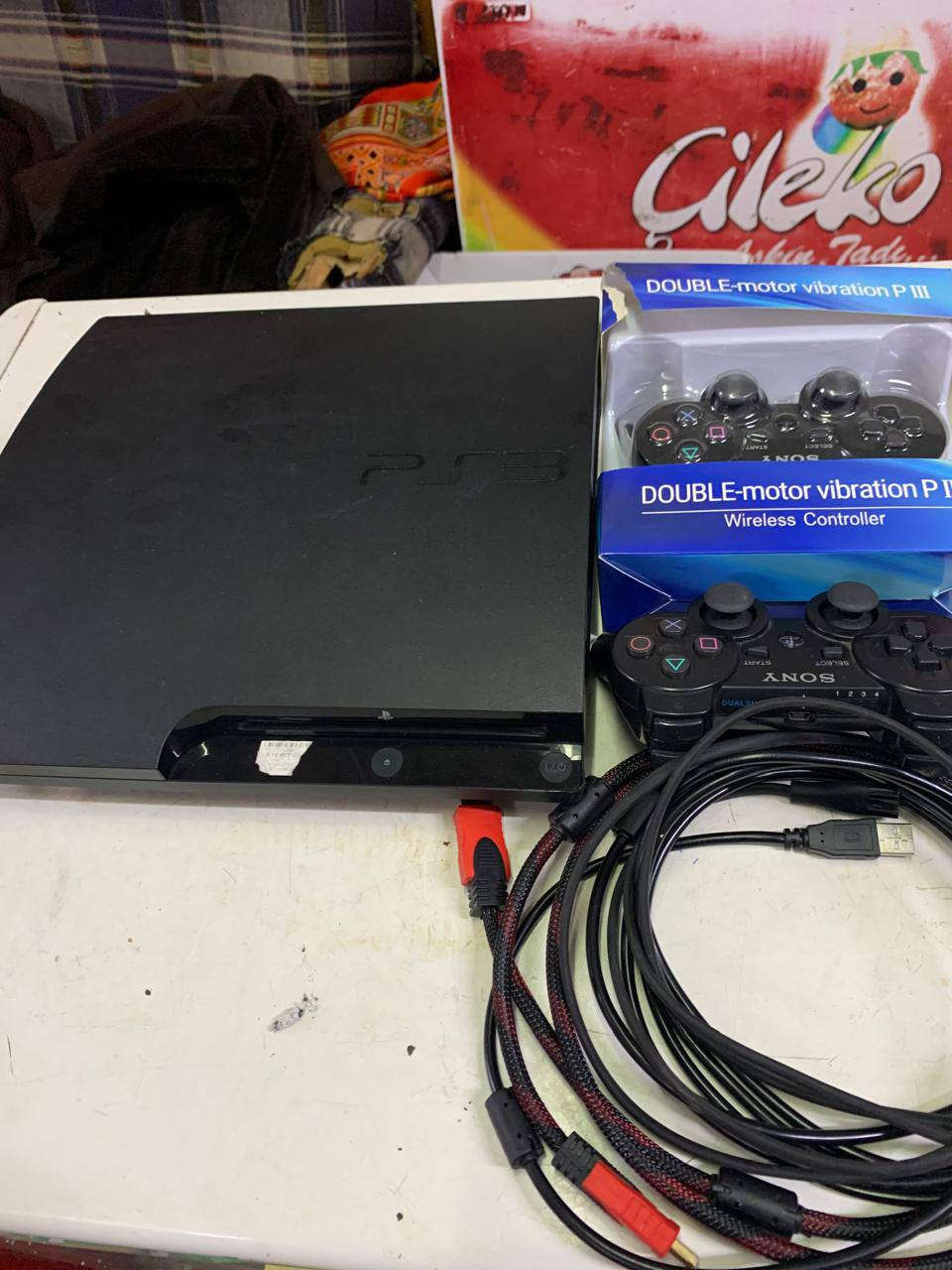 بلي ثري للبيع نضام هين نضافه فول شرط شغال الموصل اليسر السعر 110الف وبي مجال التواصل عله رقم *********** بي وتساب
