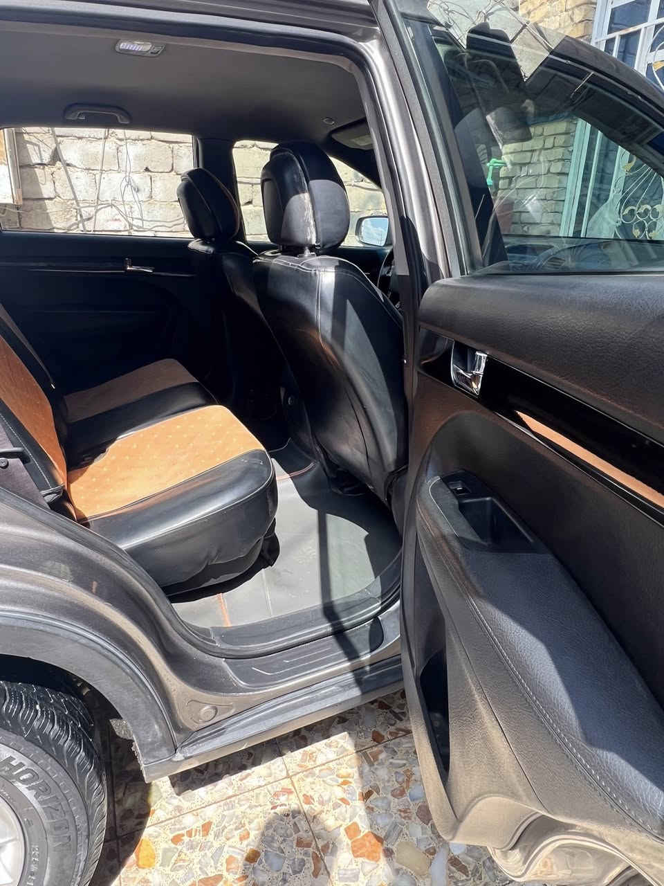 سلام عليكم
سورنتو 2012 كربلاء الماني سنويه جديده تحويل مباشر وارد امريكي 6سلندر سبعه راكب اشاير بلمري تحكم استيرن مانع انزلاق حساس خلفي قطعتين تبريد  وبعد بيه مواصفات معروفه كير محرك حداديه خير من الله تبريد ثلج دواخل جديده بيه قطعتين صبغ بدون دواخل السعر 137 وبيه مجال مكاني كربلاء 
*********** 
***********
