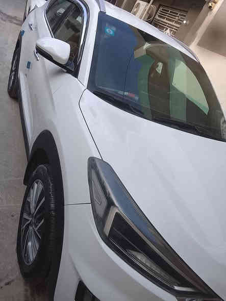 السلام عليكم ورحمه الله وبركاته ... أخوان سياره توسان موديل 2019بغداد خليجي فوول 1/1ماعدا البانوراما توسان  خليجي - مواصفات كوري اصلى  موديل ٢٠١٩
ا

المواصفات .

دخول ذكي وترحيب حين الاقتراب من العجلة بصمة تشغيل وبصمة ابواب وضعيات قيادة عدد ٣ ( ايكو  سبورت وعادي )وكشنات الامامية  ٢ كهربائي وجلد بلادي حساسات وكاميرا خلفية وشاشة كبيرة تحكمات استيرن لايتات امامية ليد وزنون  وخمس عدسات تبريد مركزي ( قطعتين)مكفوول السياره بأسمي السياره مشي وتراي خير من الله الاتصال ... *********** السعر198$ وبيه مجال للطيبين
