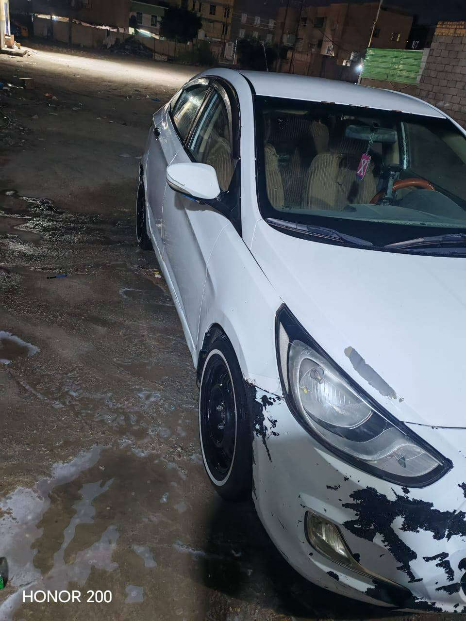 سلام عليكم.،  اكسنت موديل 14 حادثها جنطه
كير ومحرك خير من الله سياره حلوه مال جناي السعر 65
تواصل خاص او ***********

عنون ناصريه مركز
