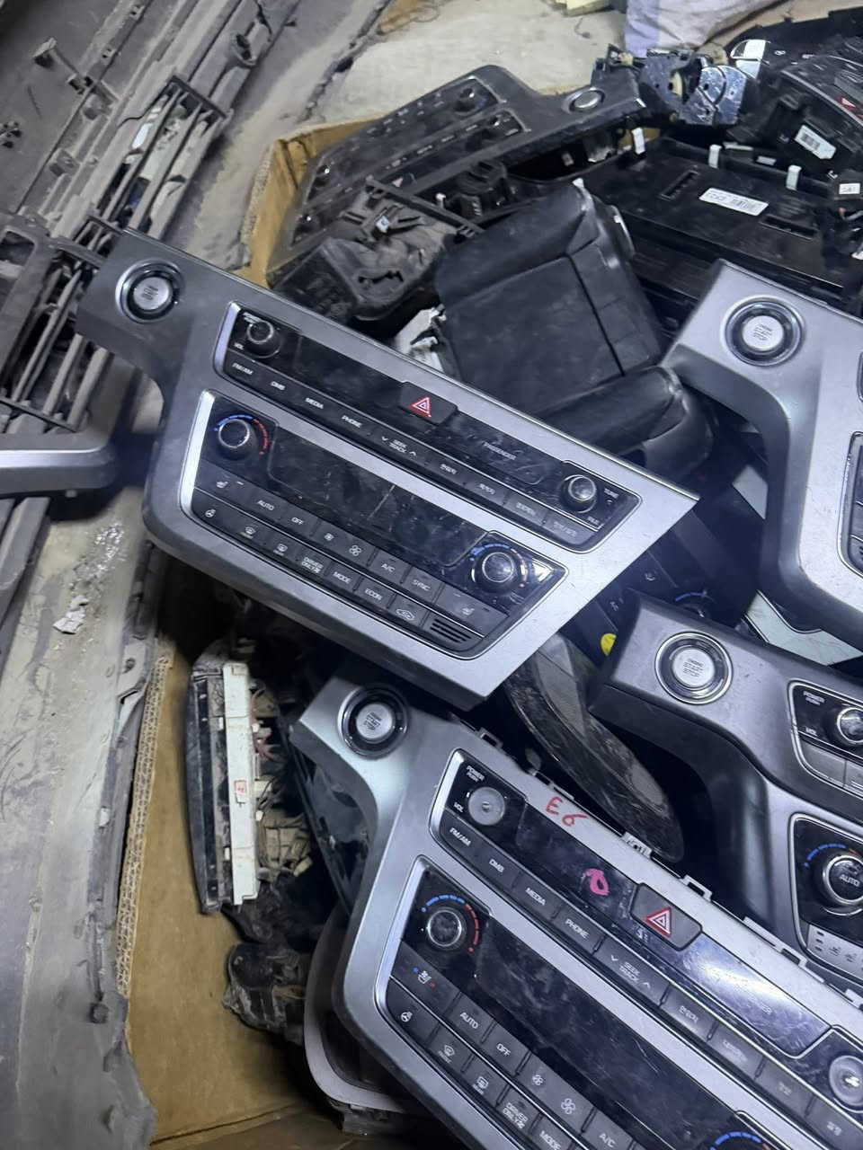 كونترولات تبريد سوناتا 2016 متوفر توصيل لكل مكان لاسعار تفالس راسل واتساب وتدلل ***********
