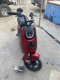 دراجة شحن • نظيفة • ٤ بطاريات