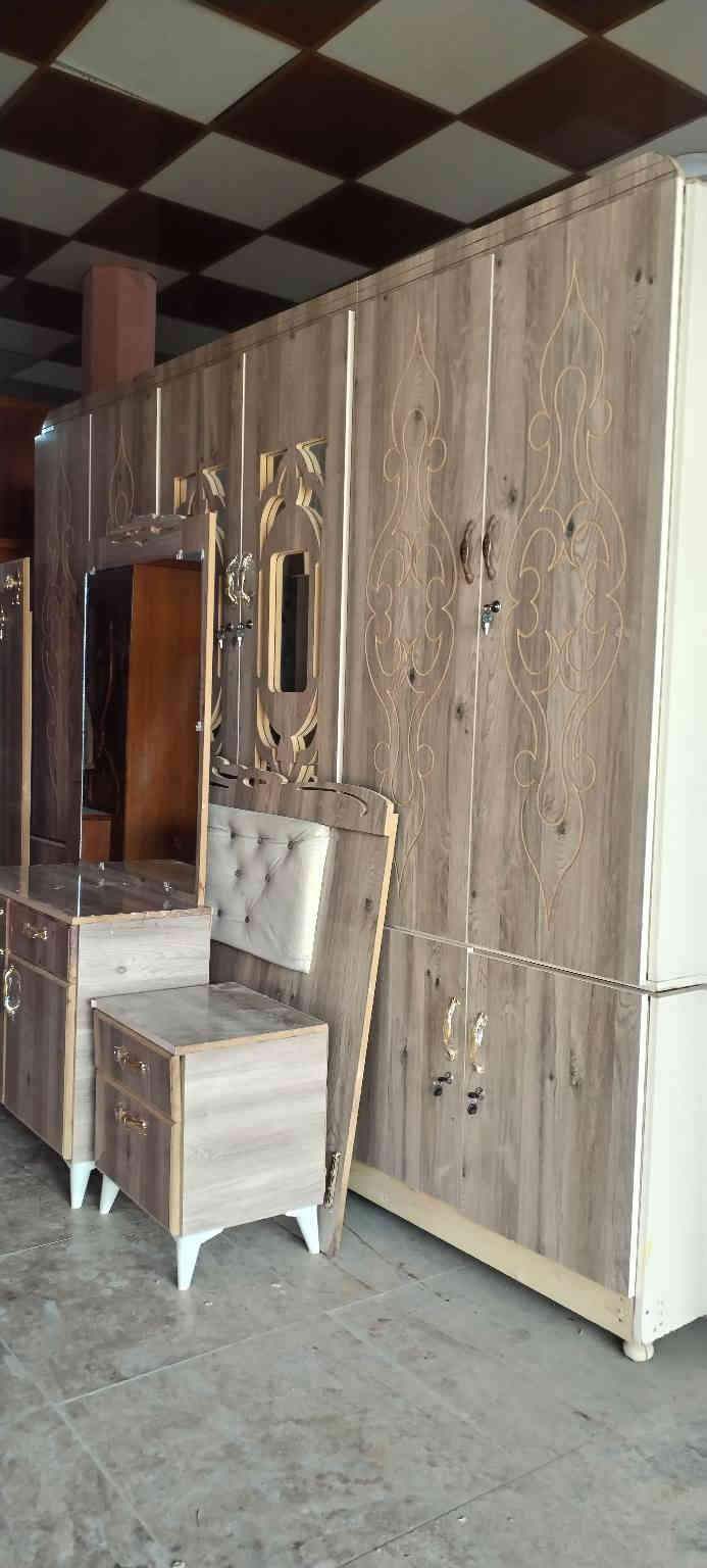 غرفه نوم تركي عمل عراقي مستعمل نضيفه مع كنتور ٢ باب مع معرض فراش ٣ متر نضيف لو وك جلولاء مدخل سيطرت المعسكر هاتف *********** وات ساب متواجد ملاحضه علما نشتري مستعمل ونراوس كل شيء خناقين
