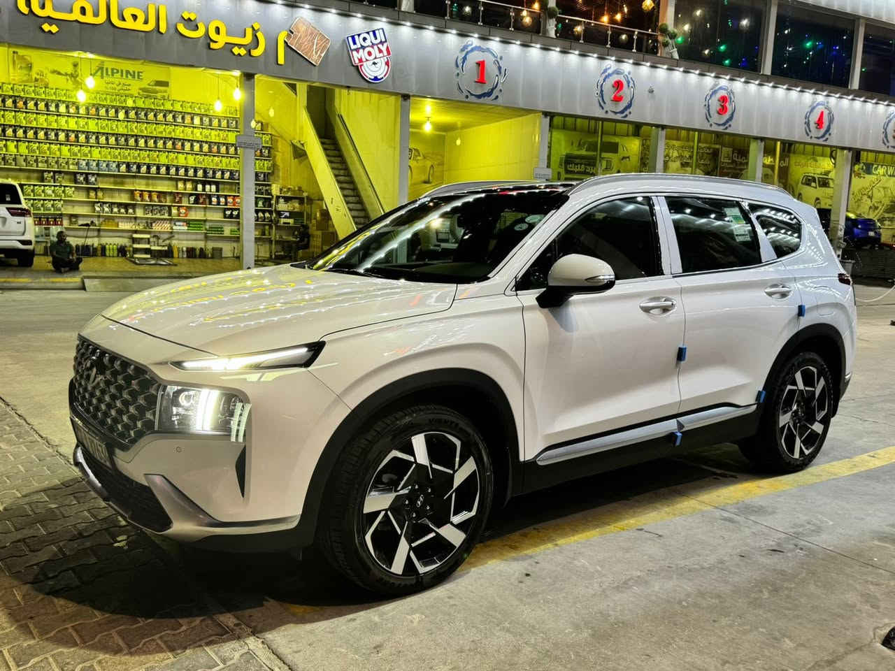 السلام عليكم
هيواندي سنتافي 2023 كفاله عامه من ضربه وتبديل وصبغ وفتح وبارد وتبديل ماعده باب الجنطه مبدل ( اصلي شركه ) سياره جاهزه وكامله من كلشي مكينه كير تبريد تخم تاير حداده 100 / 100 فول مواصفات للأخير كلش مكينه 6 سلندر المرغوب 3500 مكان سياره بصره السعر 305 وبيها مجال الشراي يتصل ***********
