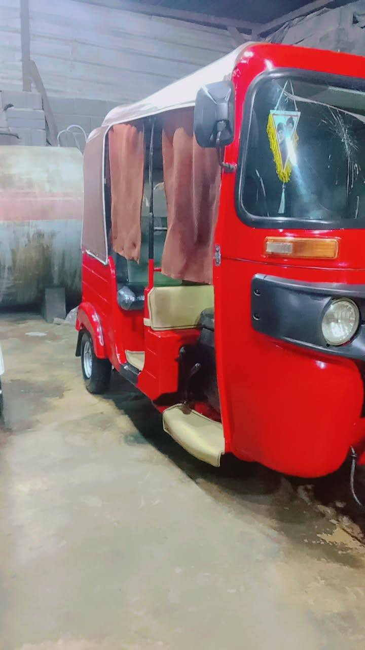 السلام عليكم تكتك ٢٠١٨ اوراق بسمي معمره تعمير عام كله بلادي الله شاهد تكتك خير من الله كهربائيات شغله وتخم تأيرات جديد سعر ٥٦٠٠
***********
