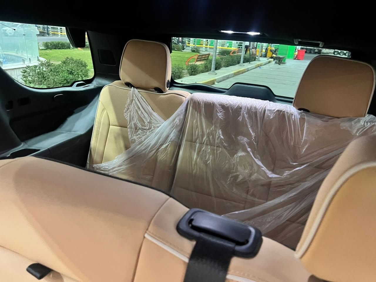 سلام وعليكم عدي تاهو موديل 2022 دخول جديد كتاب دبلماسي تترقم جميع المحافضات موصفات عاديه سياره حادثه بنيد ونص جاملغ صبغ داخل بيجي ماشيه 30الف السعر 39الف بيه مجال شي بسيط اعتذر من مراوس بيع فقط الهاتف ***********
