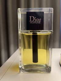 ديور هوم • عطر