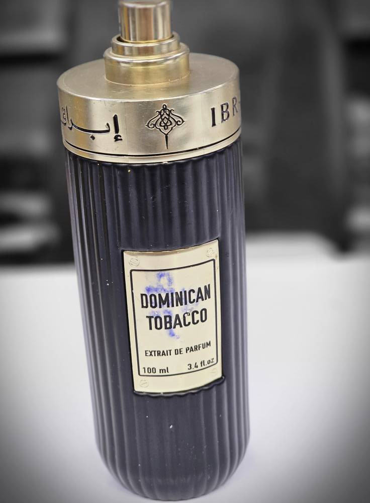 سلام عليكم متوفر لدينا عطور بالة خليجي اصلي 
العنوان ميسان حي العسكري 
توصيل جميع المحافظات 
*********** عمارة, ميسان
