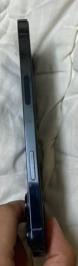 ايفون ١٢ برو ماكس ازرق اللون 
ذاكرة ١٢٨
بطارية 🔋 ٨٢٪؜
تليفون مال بيت ونضيف كلشي مابي 
+كارتون موجود فقط 
٤٥٠وبي مجال بغداد, العراق


**إذا كنت صاحب هذا الإعلان وتريد حذفه لأي سبب، رجاءا أرسل رسالة إلى الدعم الفني**