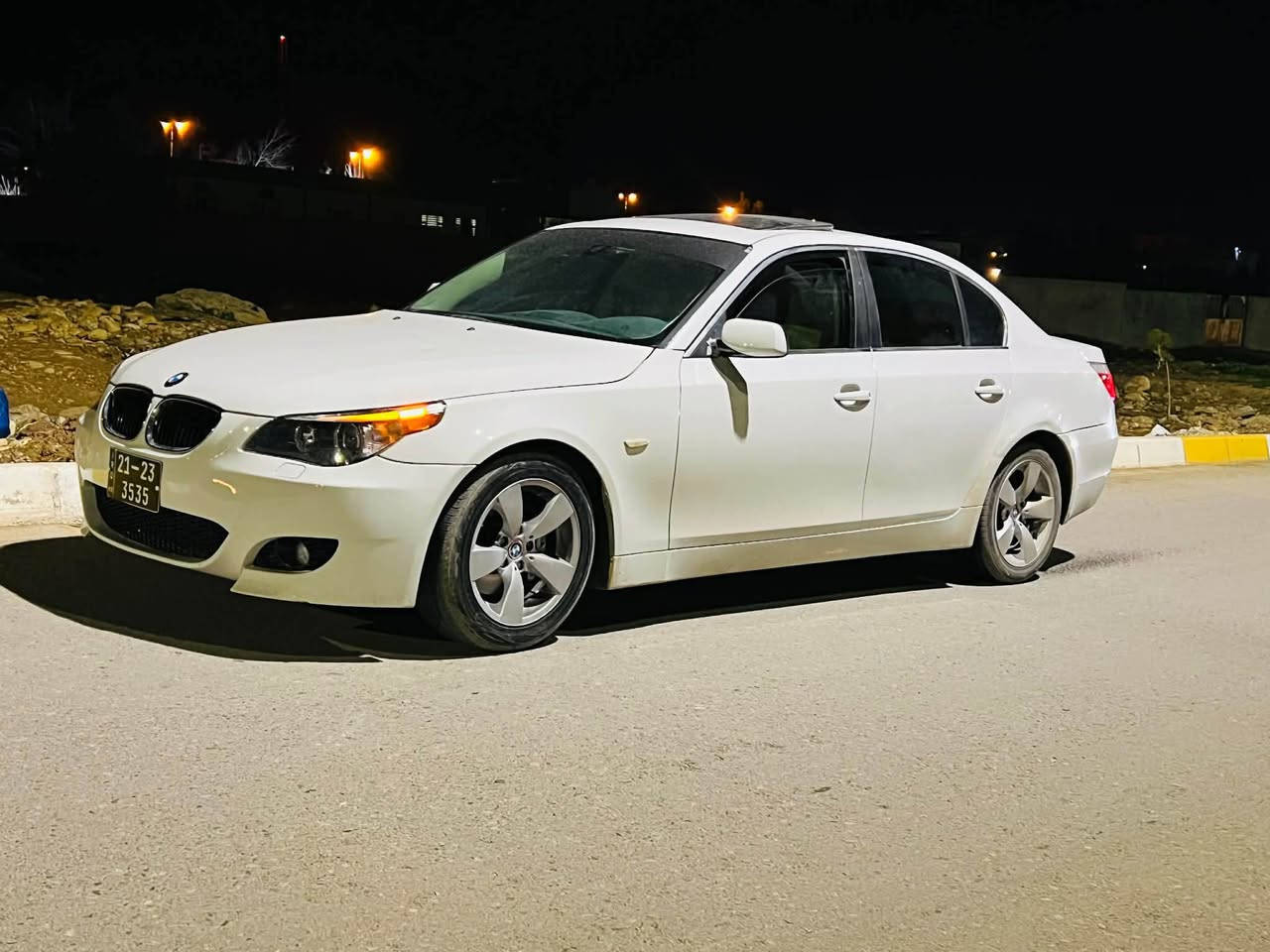 سەرەتا بەناوی خوای گەورە ماشاءالله 
لە ماڵی هەموو لایەک 
« bmw »    چاو برۆ بۆ فرۆشتن وگورینەوە
گێر ئۆتۆماتیک 525i نۆزڵ کورتە زۆر بەقوەتە
مۆدێل 2008 بڕاوە (علوج)
گێرو مەکینەی بەشەرت سەیارەکە یەک دەسە تازە داخل بووە 
فول مواسەفات ناو زەرد کوشن جلد کوشن هیتەر خەزن 
زۆر پاک و جوانە 
گێرو مەکینەی بە شەرت بێ عەیبە
سعر 54گڵا 
ناونیشان چەمچەماڵ 
مشتەریت تەلەفون بکە 
ژم وەتساب***********
***********
ئەدمین ❤️🌹 شمشمل, السليمانية
