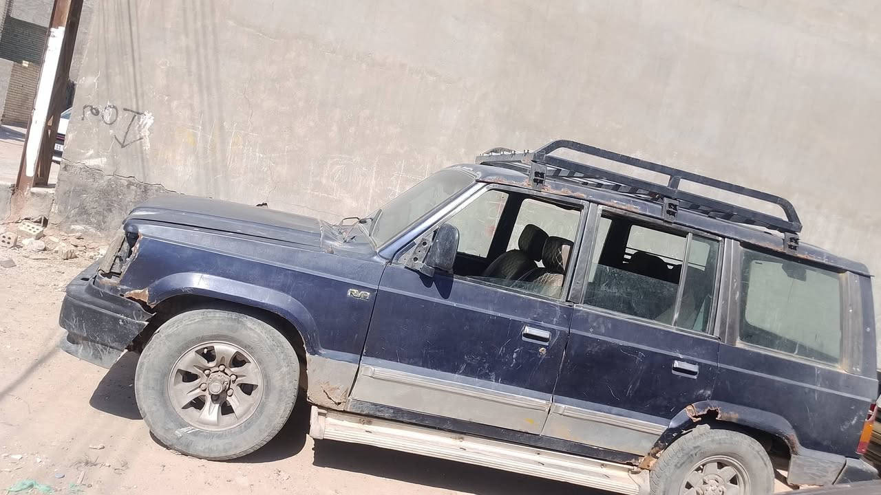 يومك يانك رقم دولي كير محرك ونجي  6 سلندر جدد رقم بغداد دولي  تخم تاير ويل كب السعر 21 الإتصال ***********
