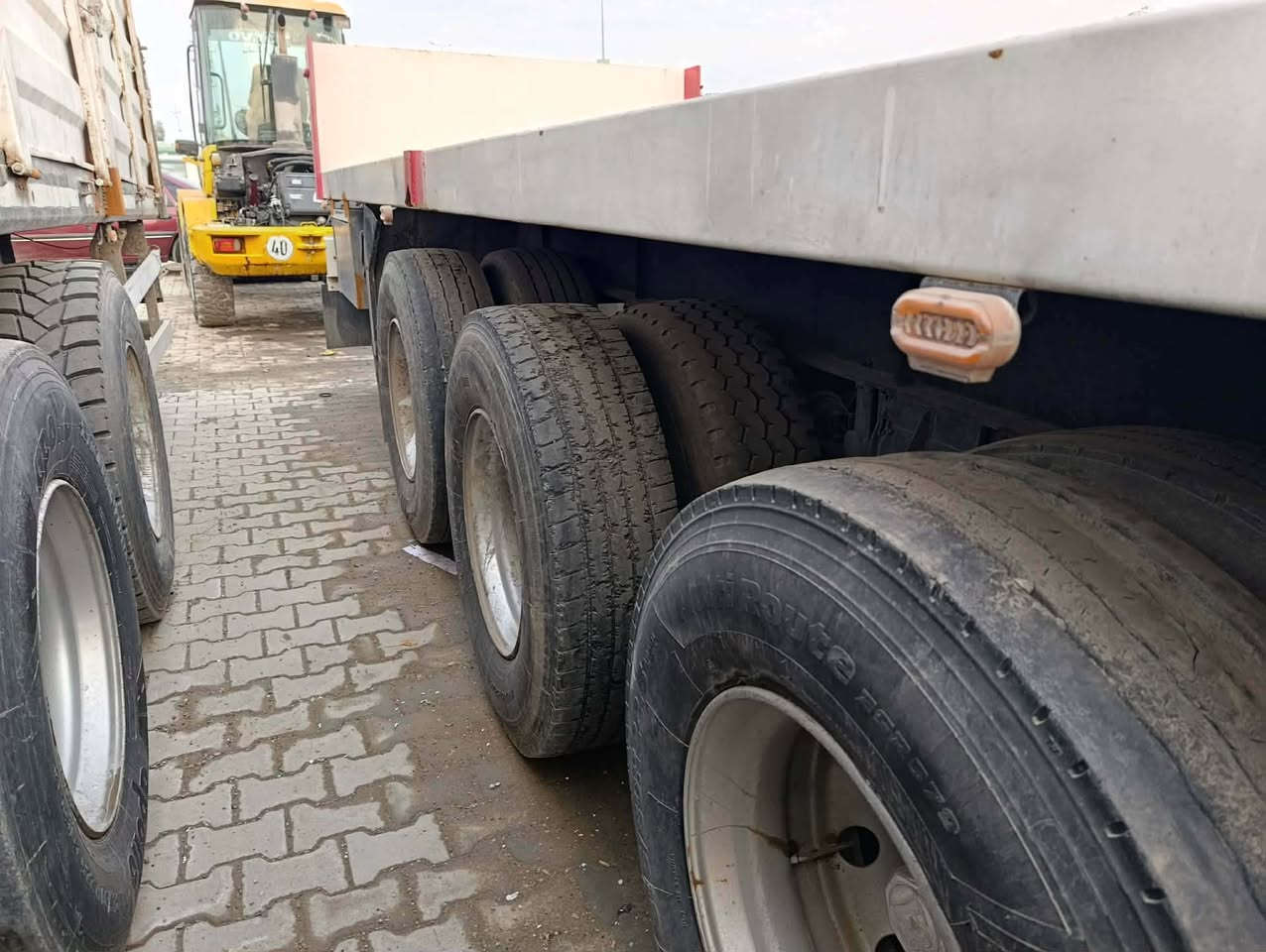 السلام عليكم عربانه للبيع المانيه دبل تاير ثلاث دنانير الطول 13 50 شاصي 14 الوان كركوك رقم الهاتف ***********
