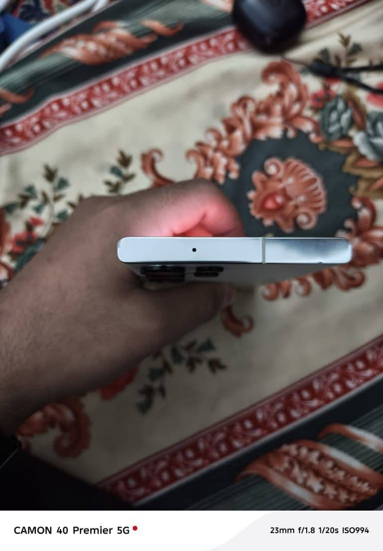 اس 23 الترا 
ذاكرة 512  دبل سميكارت شرق اوسط عربي بطارية 5000ملي امبير 
الجهاز بي فقط الكلاس الخارجي مكسور ومماثر عالمس تكدر تبدلهة وتكدر تستخدمهة هيج ما ماثر 
 المكان كربلاء   السعر 500 قفل قفل 
هاتف ***********
